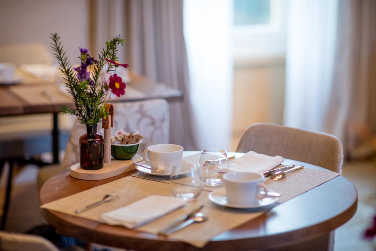Hotel Domaine Des Etangs, Auberge Resorts Collection Massignac المظهر الخارجي الصورة